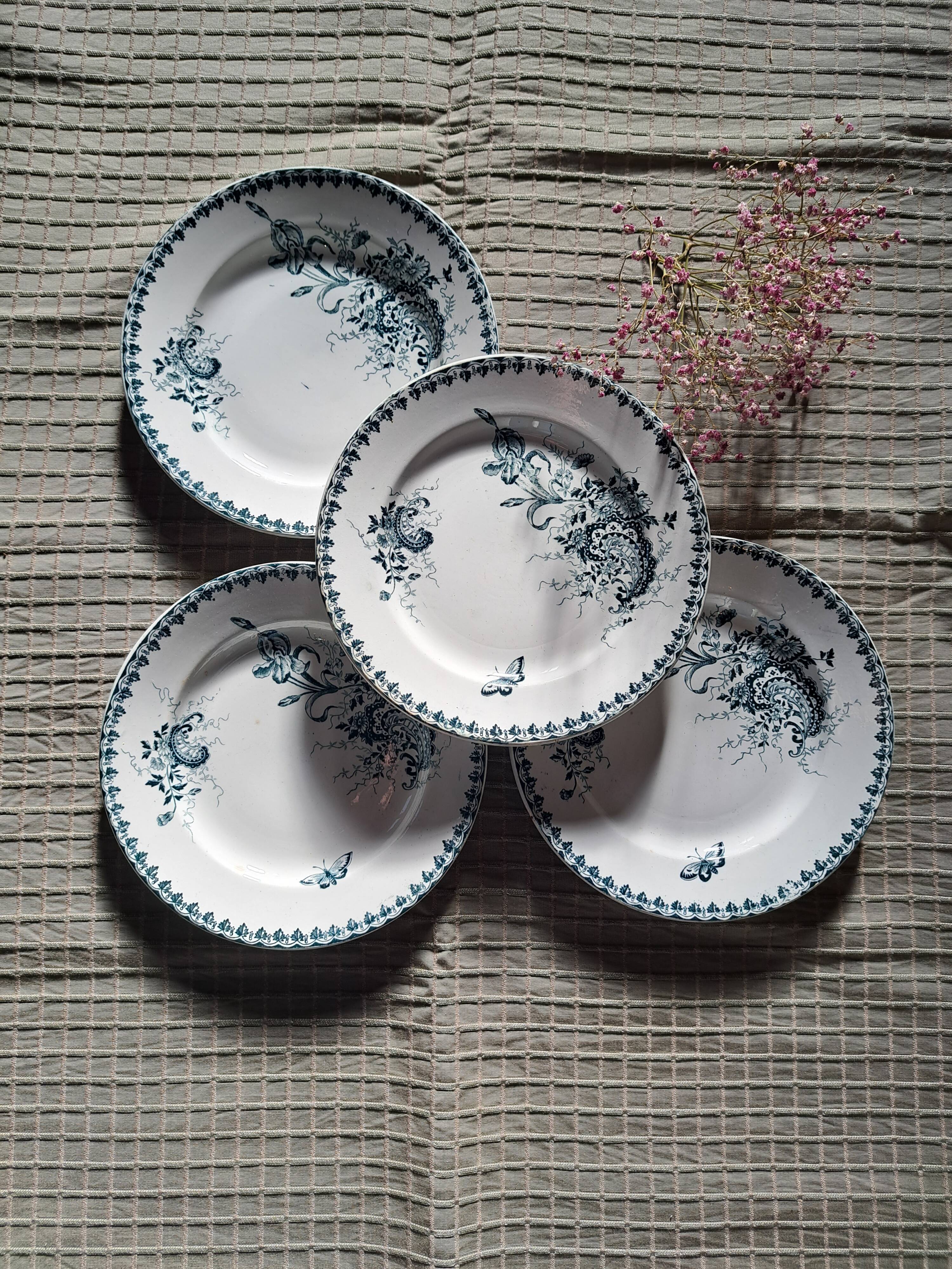 Ste Amandinoise Louis XV iron earth blue green dinner plates