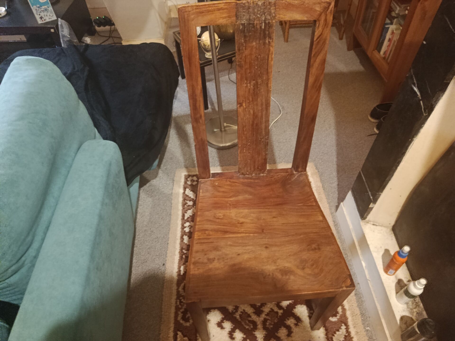 1 chair