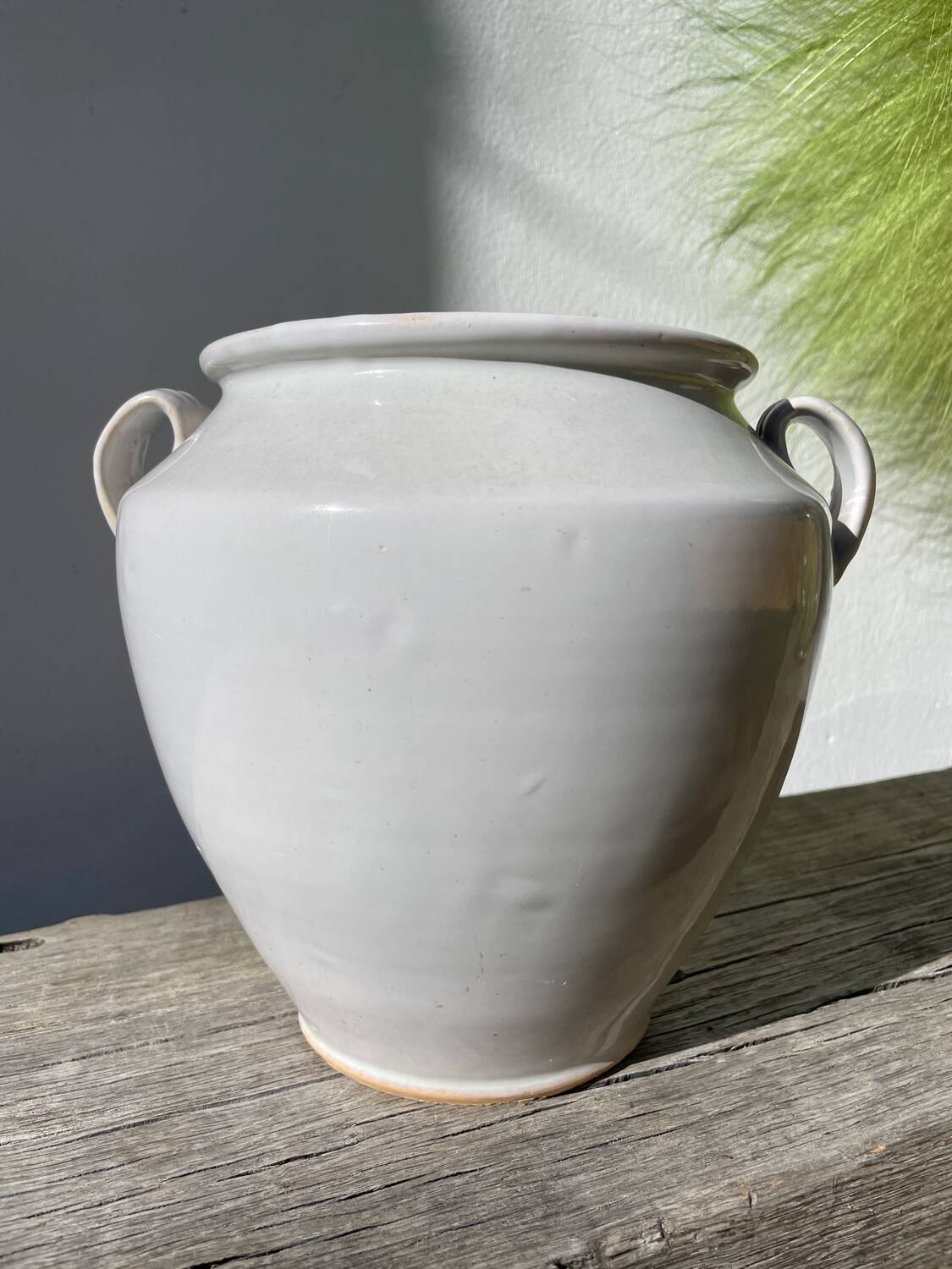 White ceramic flowerpot