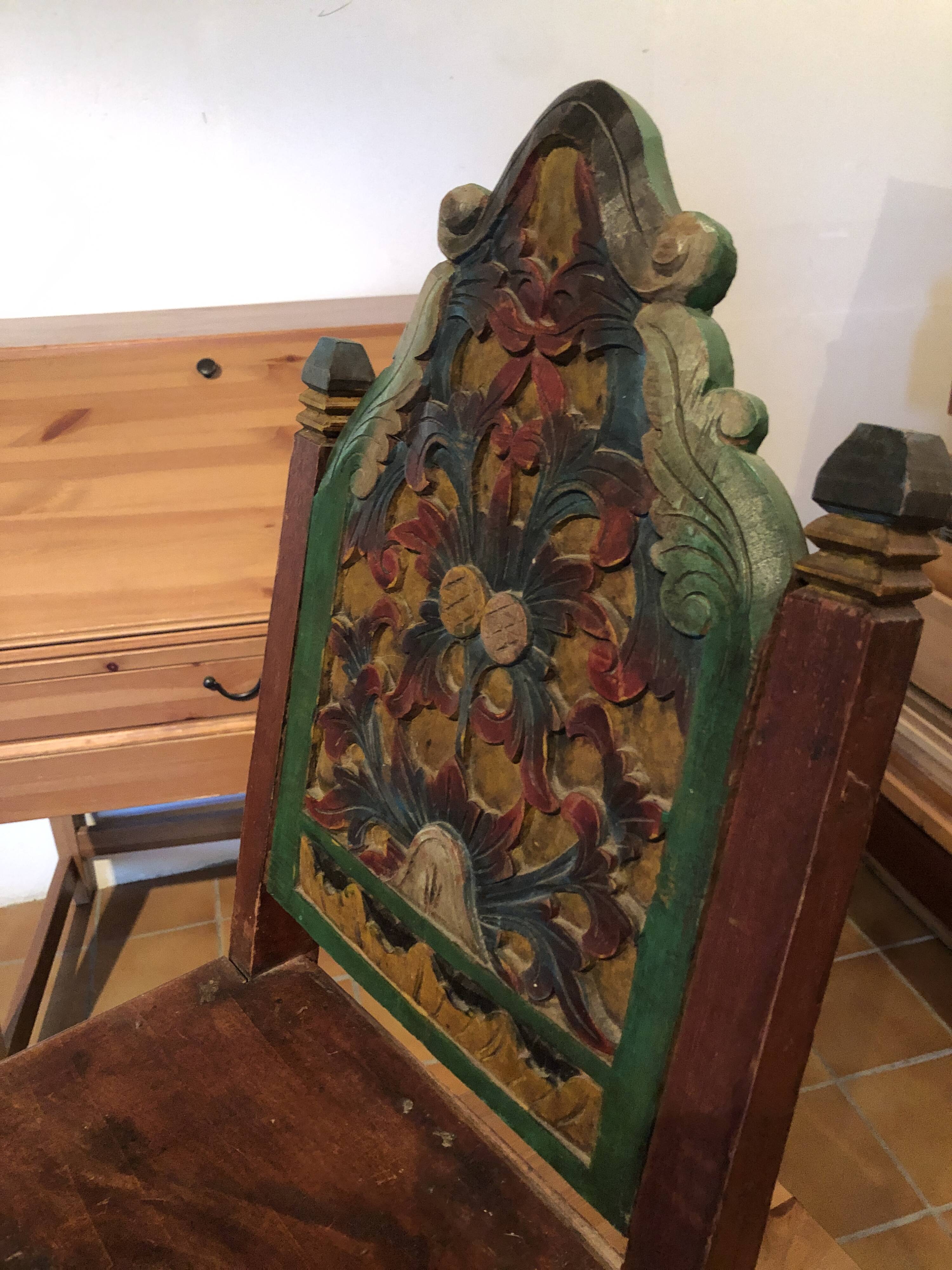 Hand-carved artisan chair – Ethnic / Bohemian style