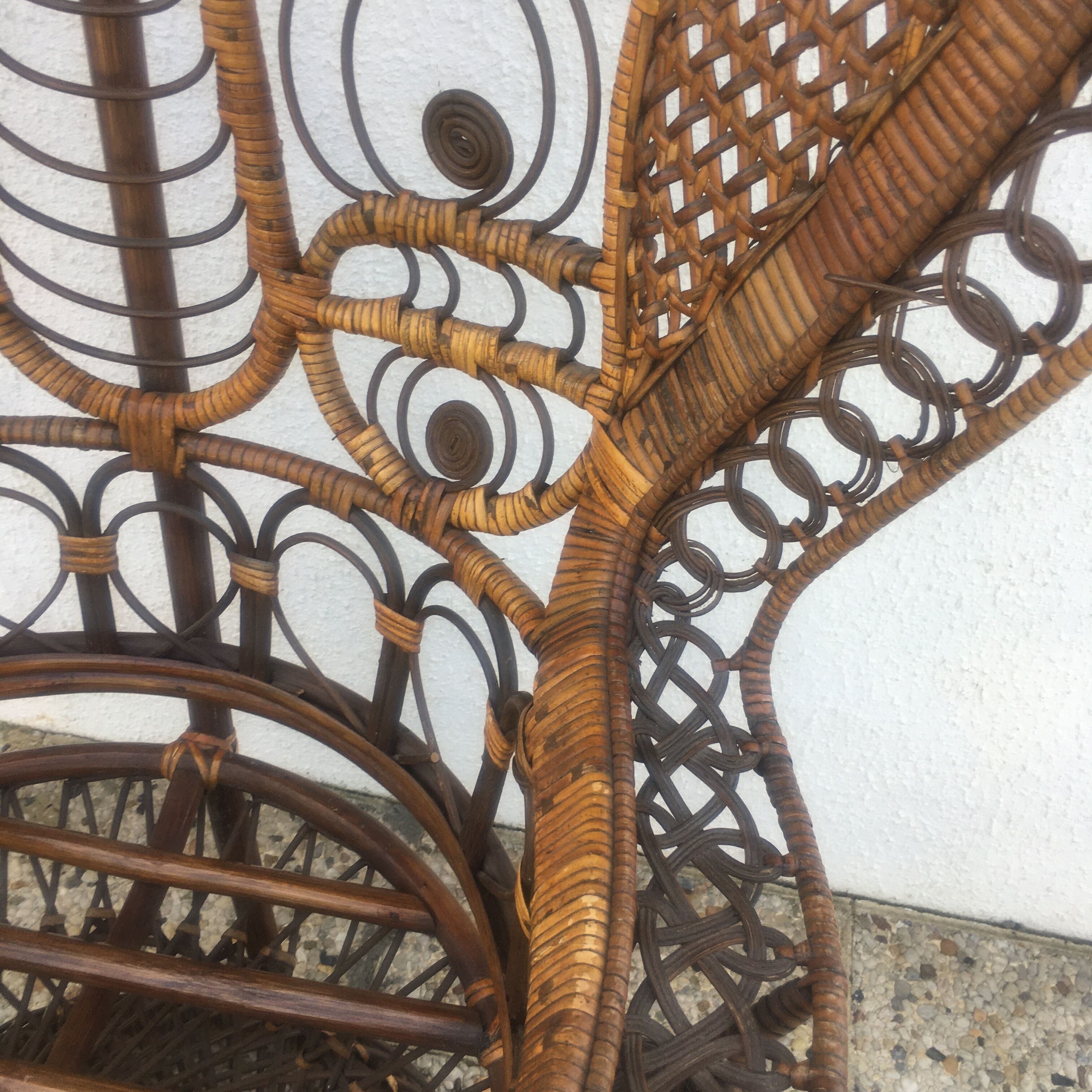 Fauteuil paon emmanuelle