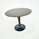 Designed mahogany round dining table, 1969