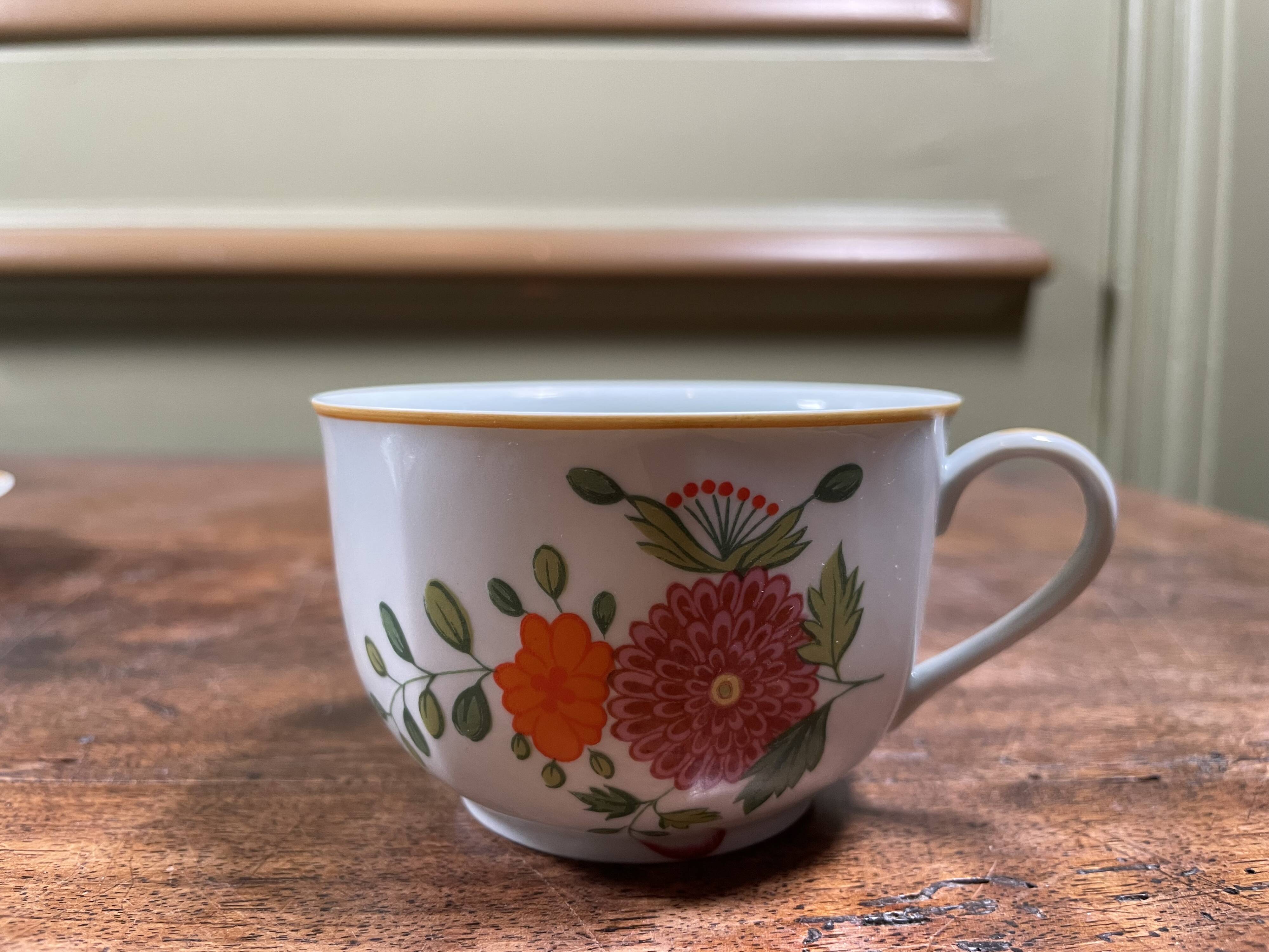 Limoges Raynaud tea service – 12 cups – Vintage 1960s/70s