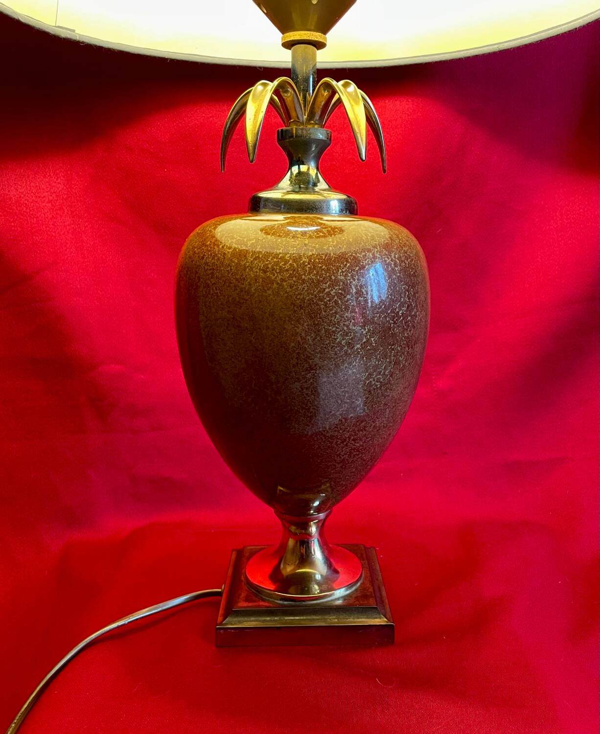 “Maison Le Dauphin” lamp