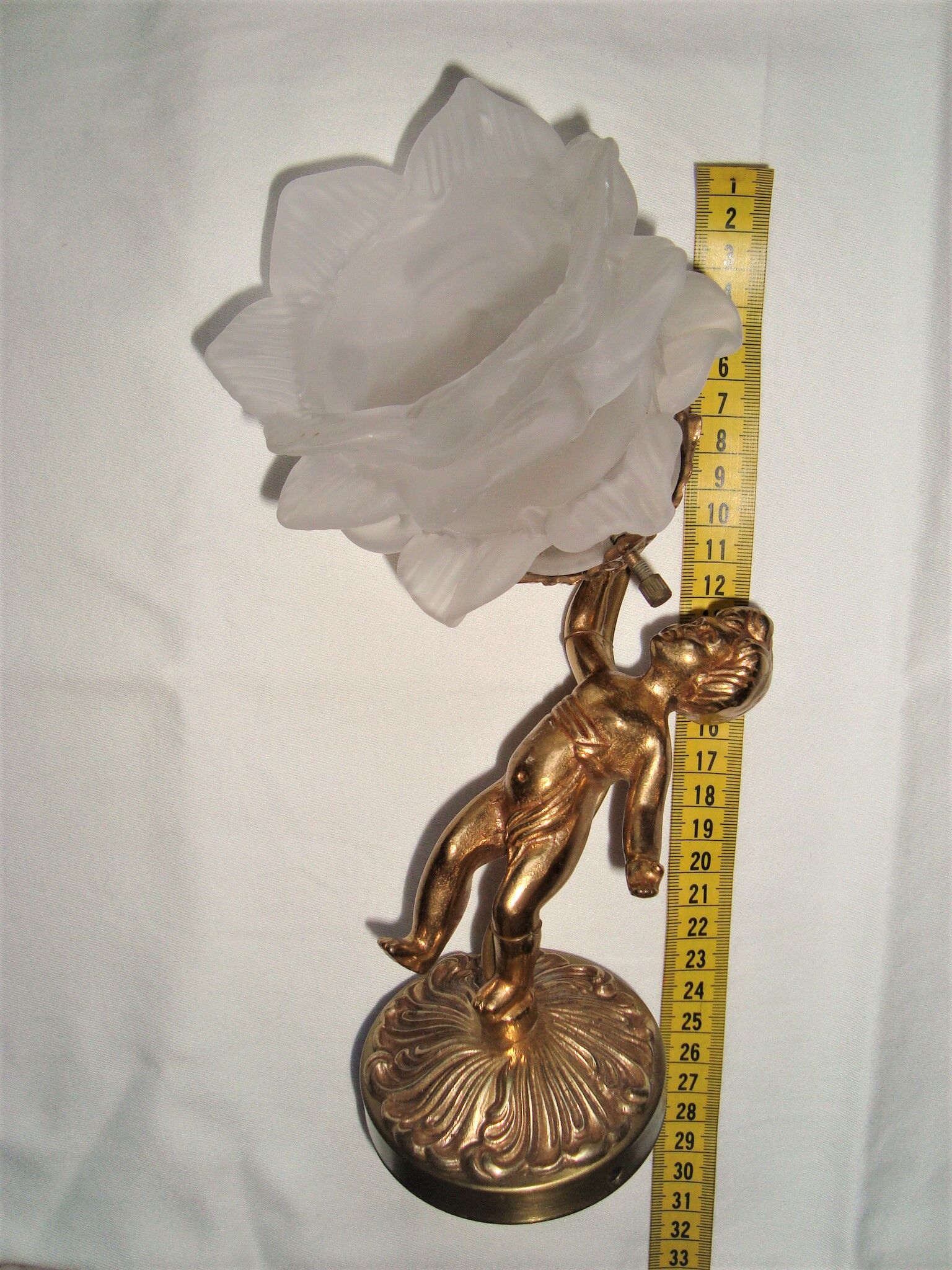 Pair of sconces Angels Cherubs Bronze Gilded Tulips Cut Glass