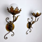 Pair of floral wall lamps by Ferro Arte, Gold leaf and opaline, Spain, 1960