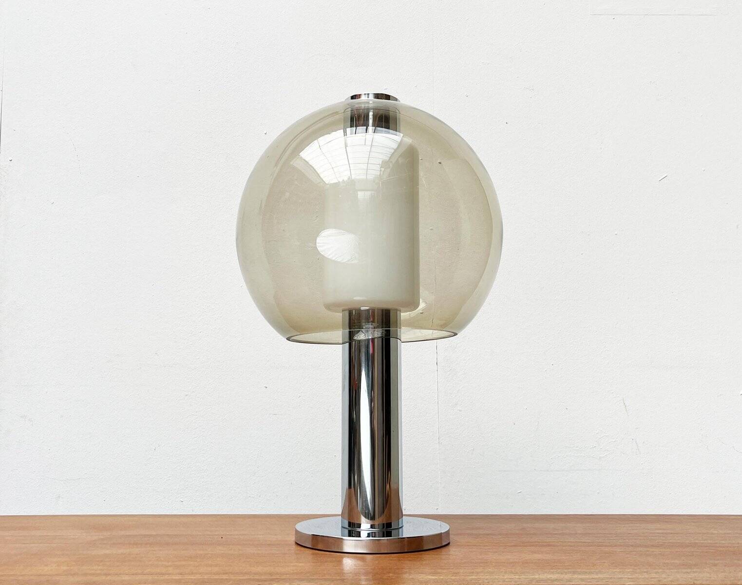 Floor lamp or globe table lamp in chrome and glass, mid-century space, 1960s.