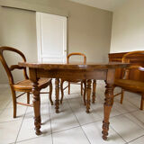 Ensemble table et chaises
