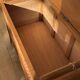 Coffre à jouet vintage en bois et rotin