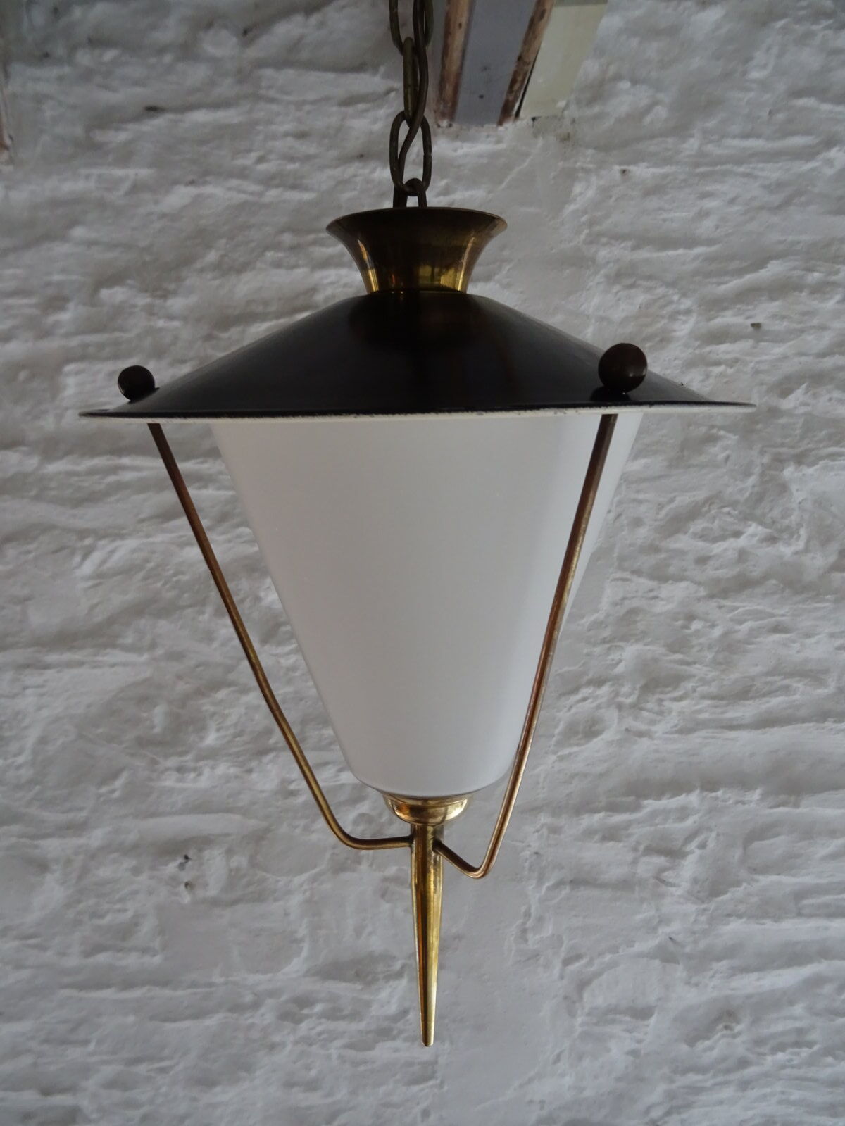 Hanging Lantern House Arlus 1950