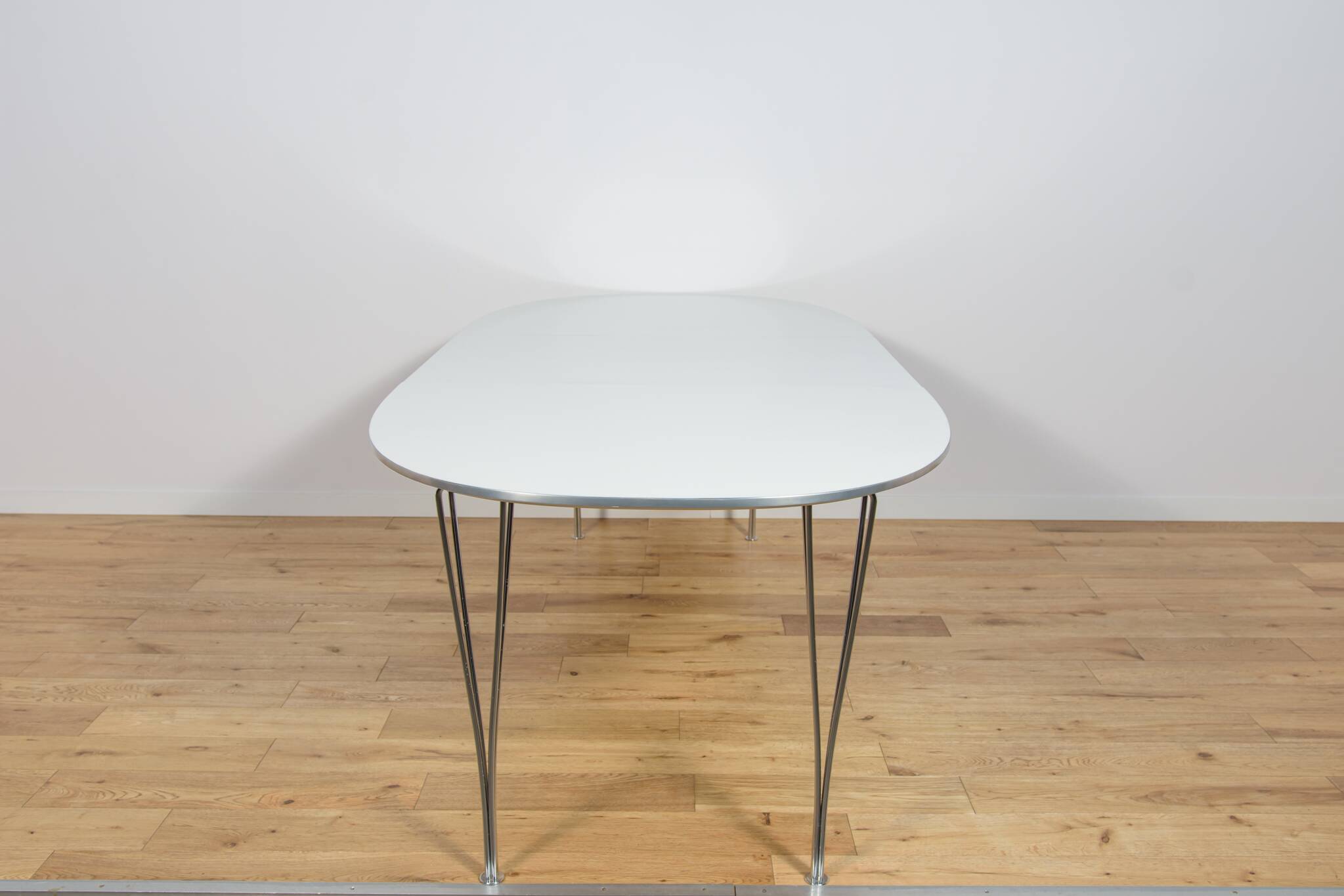 Mid Century Modern Extendable Ellipse B612 Dining Table by Piet Hein & Brun