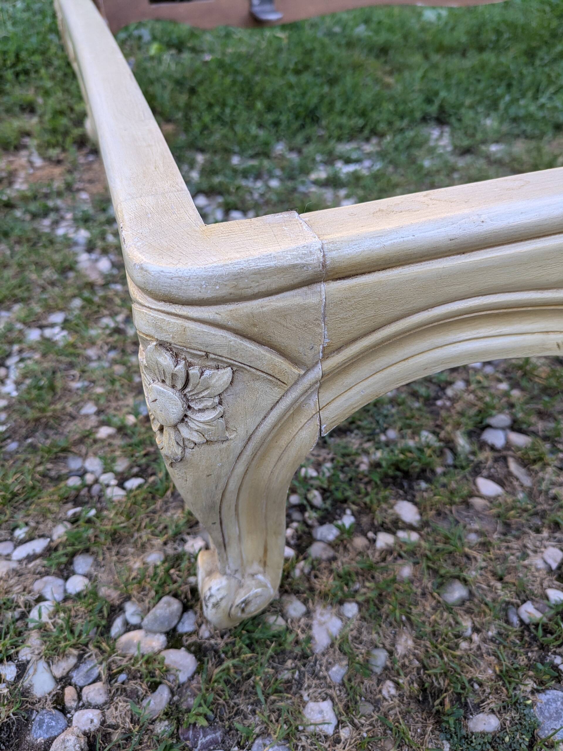 Louis XV style single bed