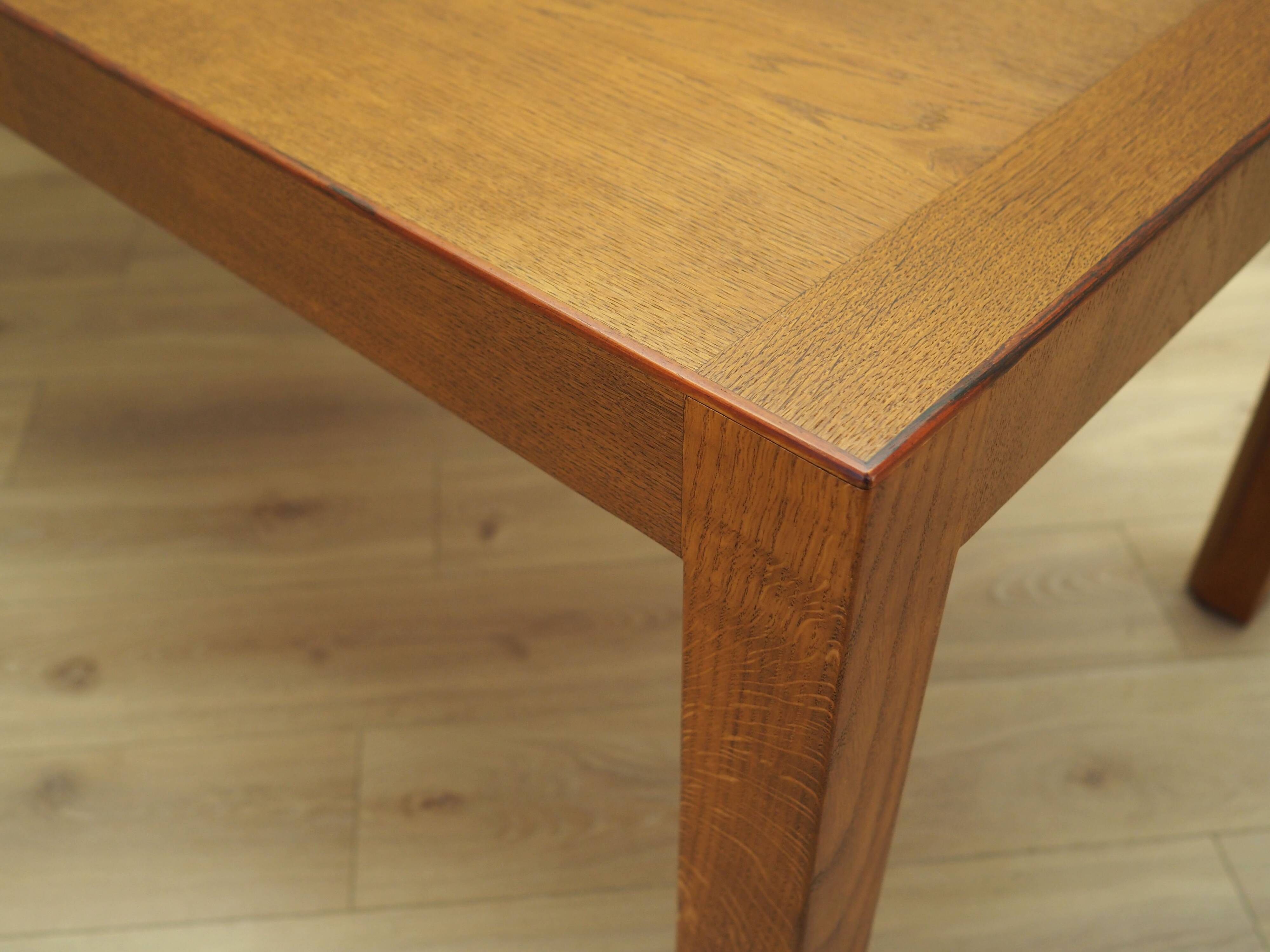 Oak table, Danish design, 1970s, production: Denmark