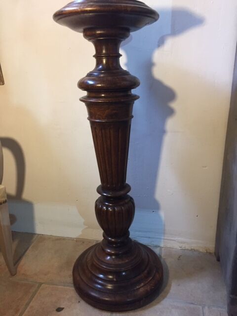 Selette column walnut 19 th