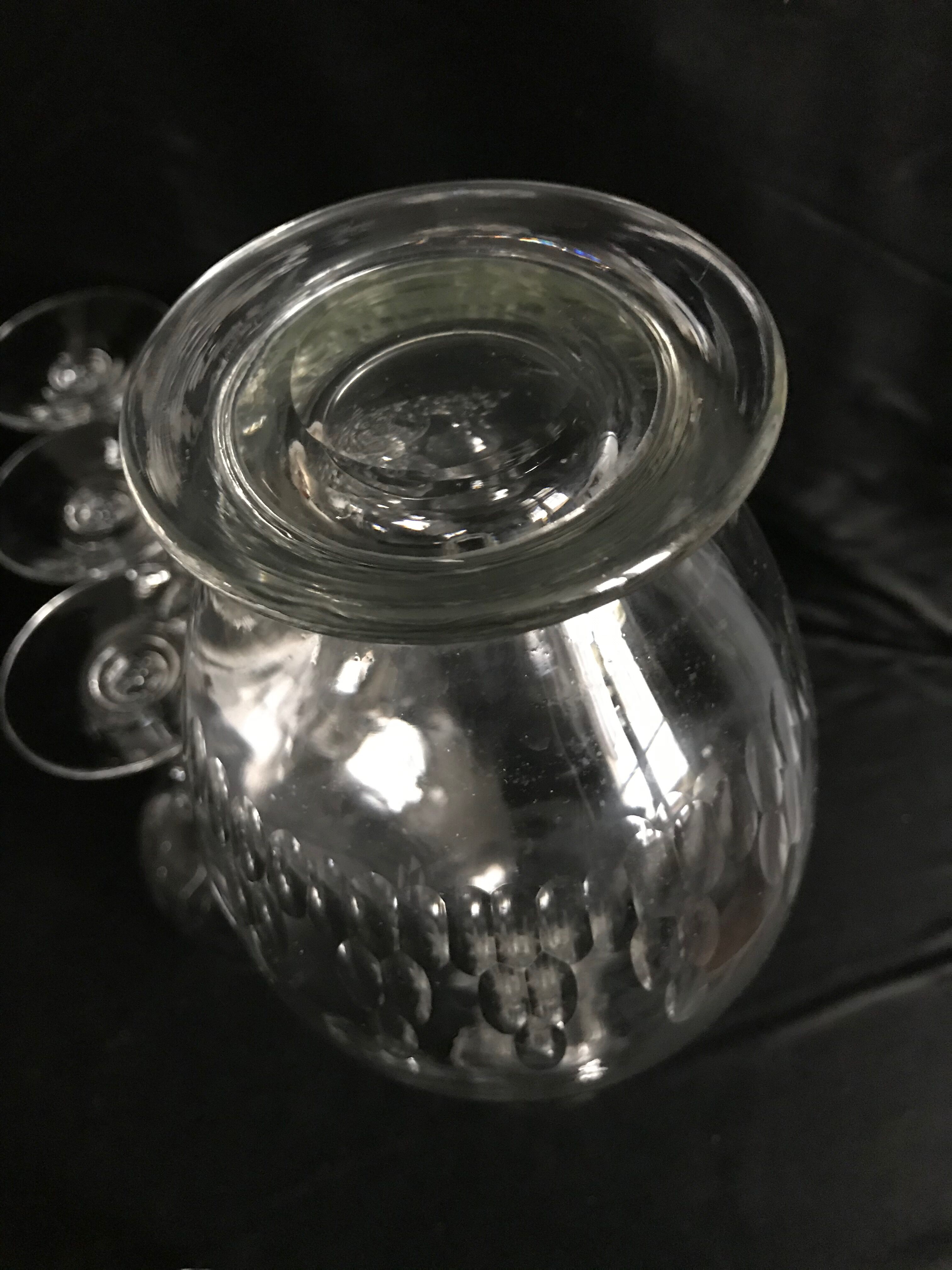 Set of 6 glasses and 1 carafe in style