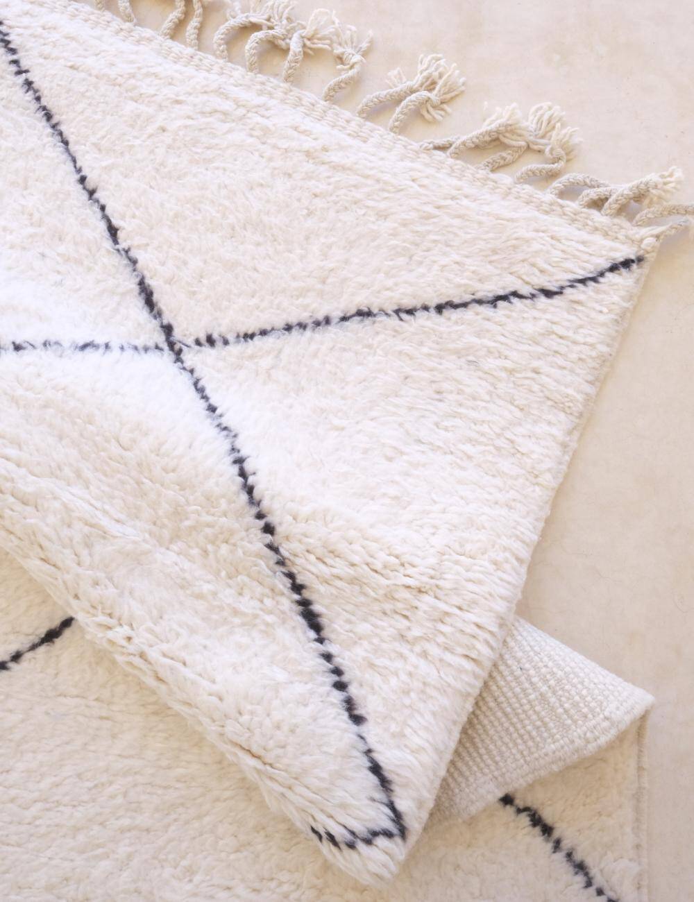 Beni Ourain rug - 293 x 261 cm