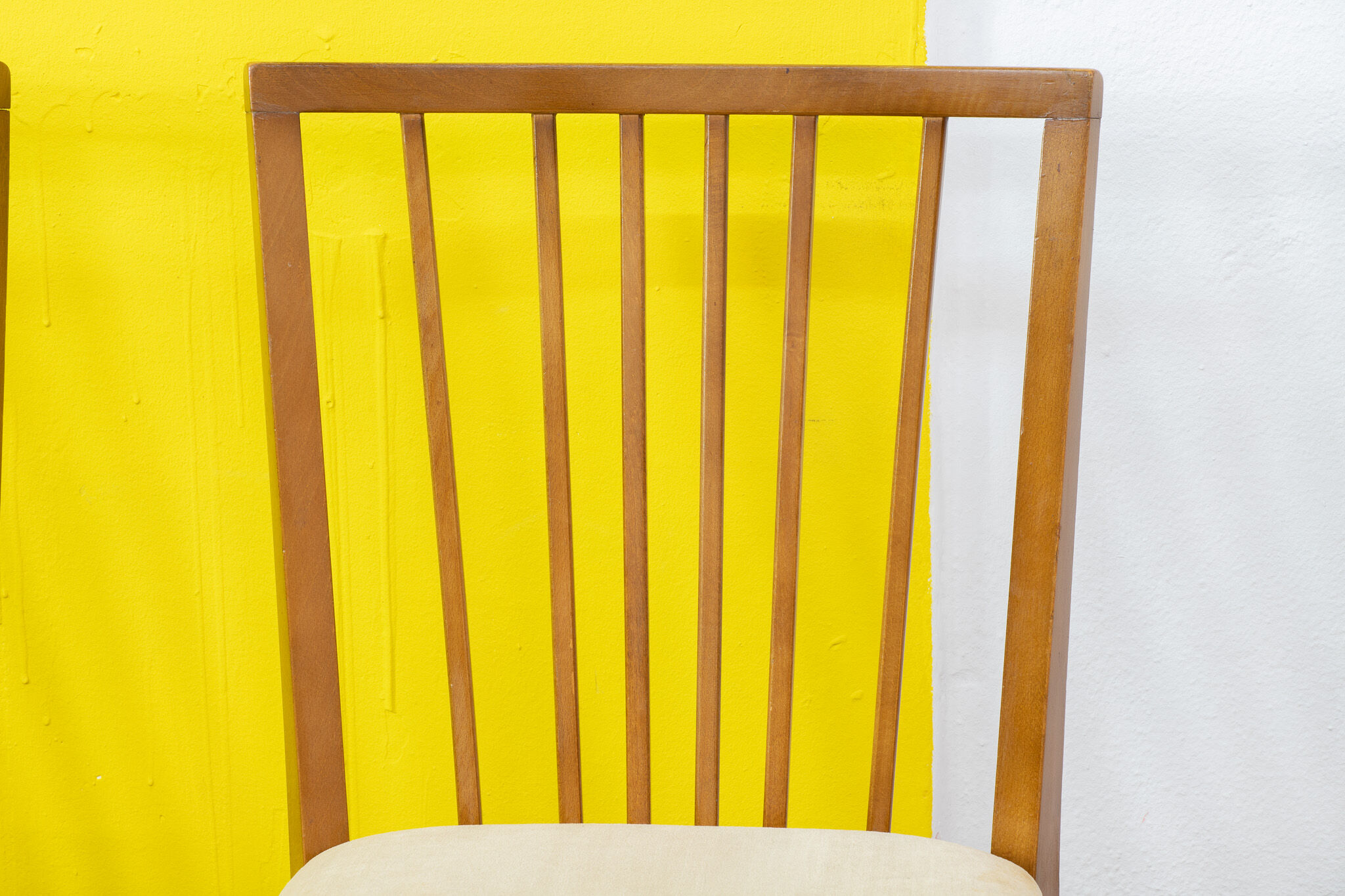 Vintage Scandinavian Chair – 46 cm