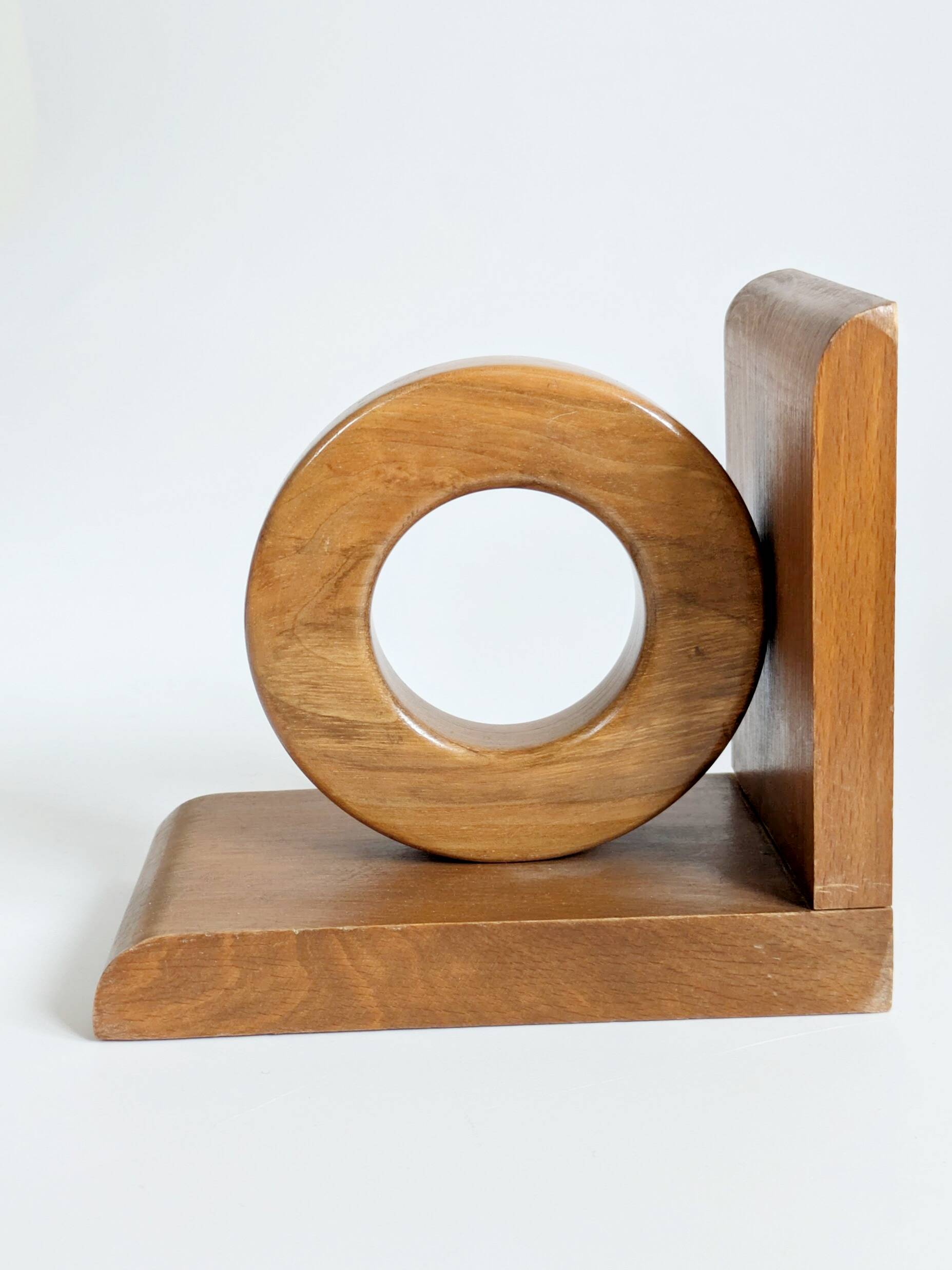 Vintage wooden bookends in Bauhaus mid-century minimalist style.