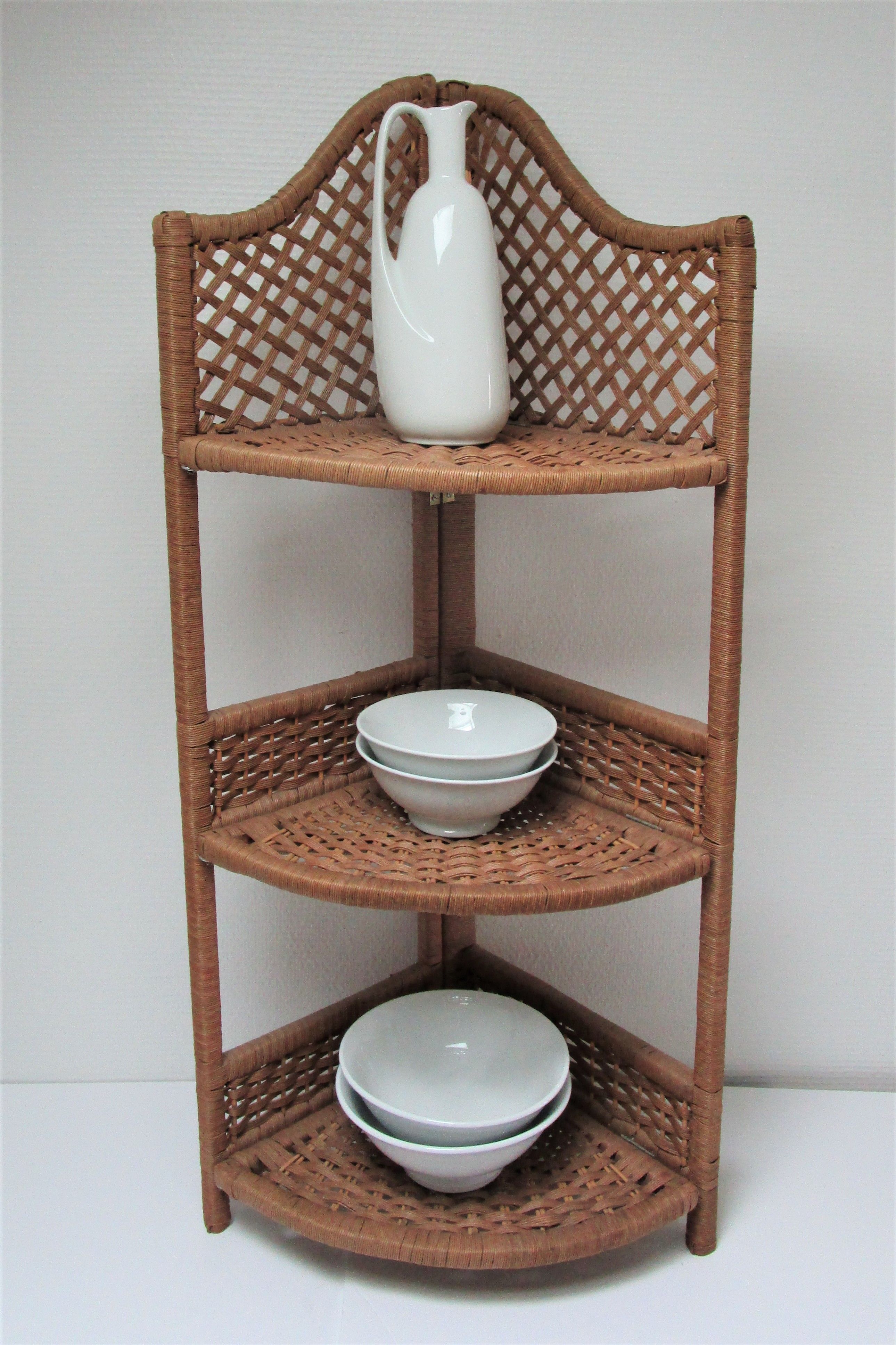 Corner shelf made of vintage braided natural fibers