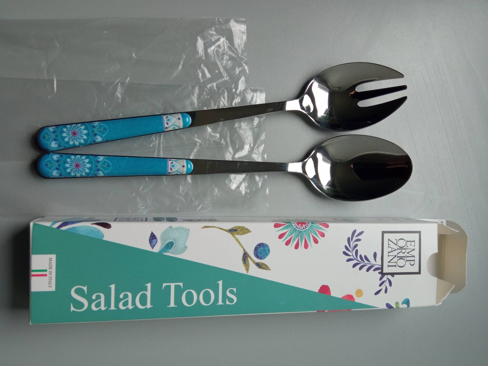 Service of 2 metal salad servers