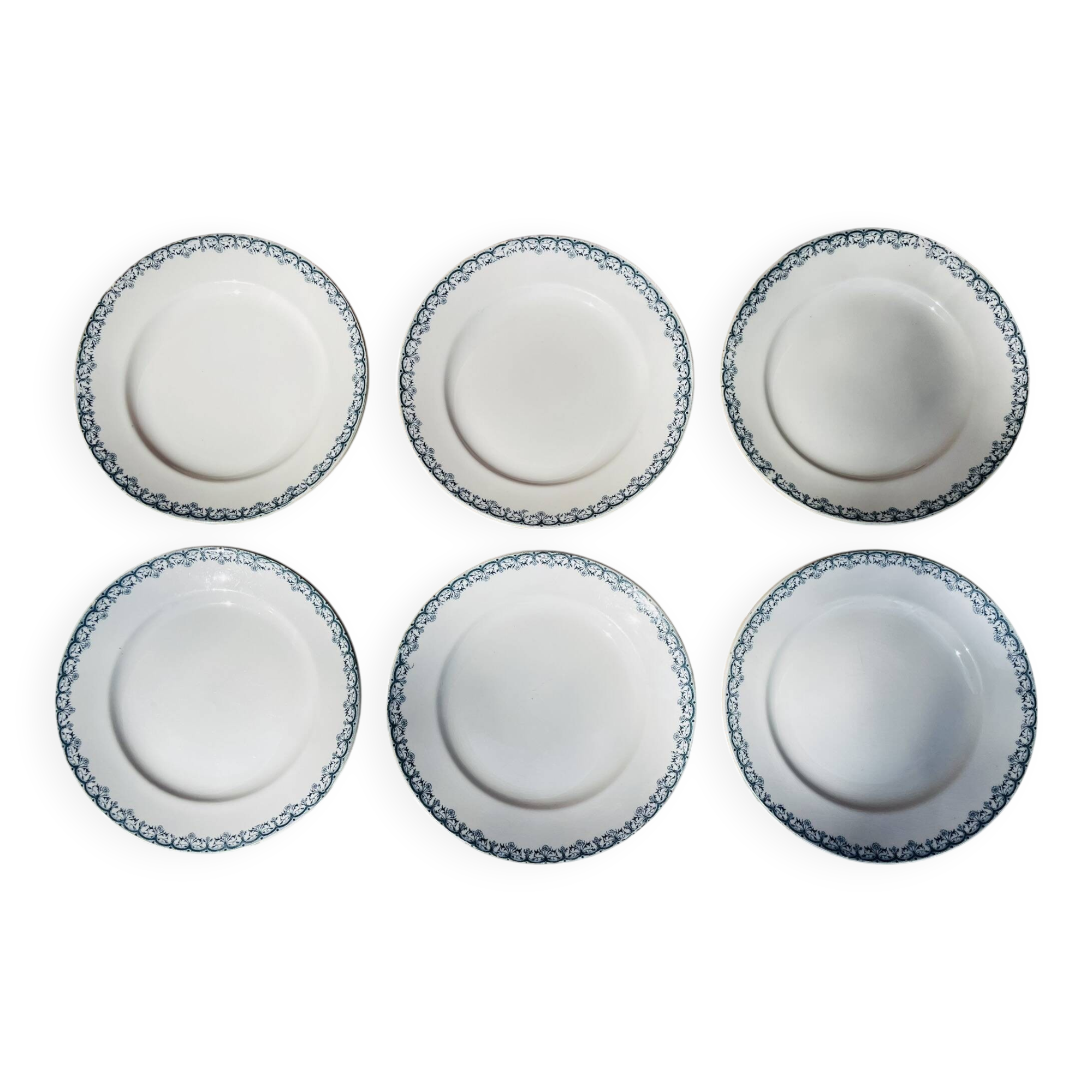 Set of 6 St. Amand & Hamage dinner plates