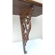 Étagère en bois sculpté