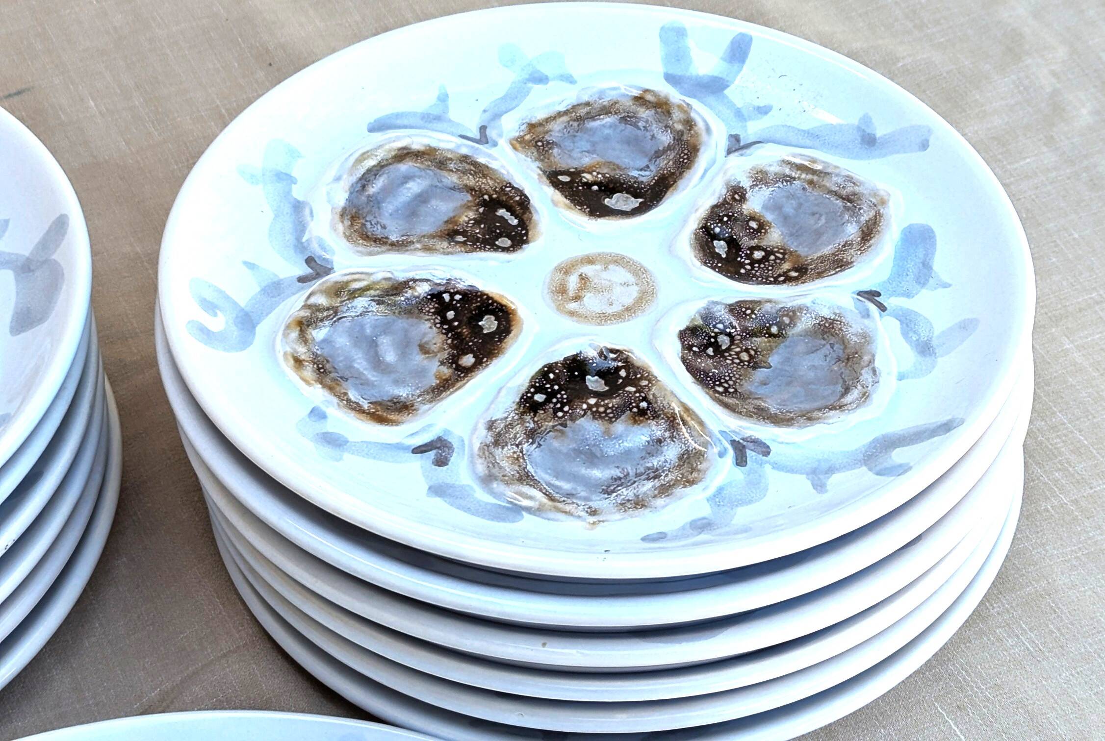 Oyster service in Saint Amand earthenware, hand-painted.