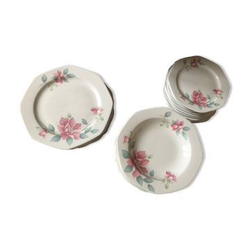 Porcelain plate service