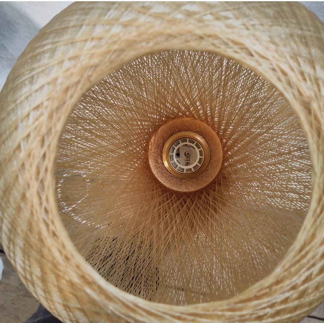 Vintage suspension in braided wires