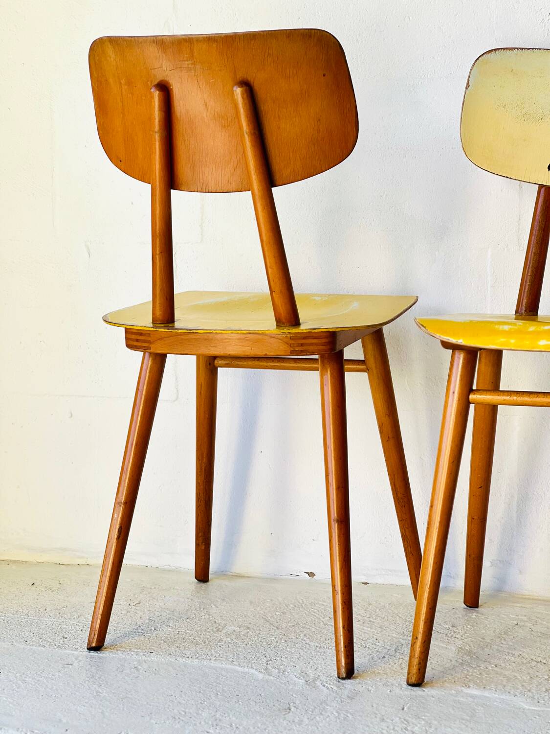 Chaises de bistrot par Ton, années 1950