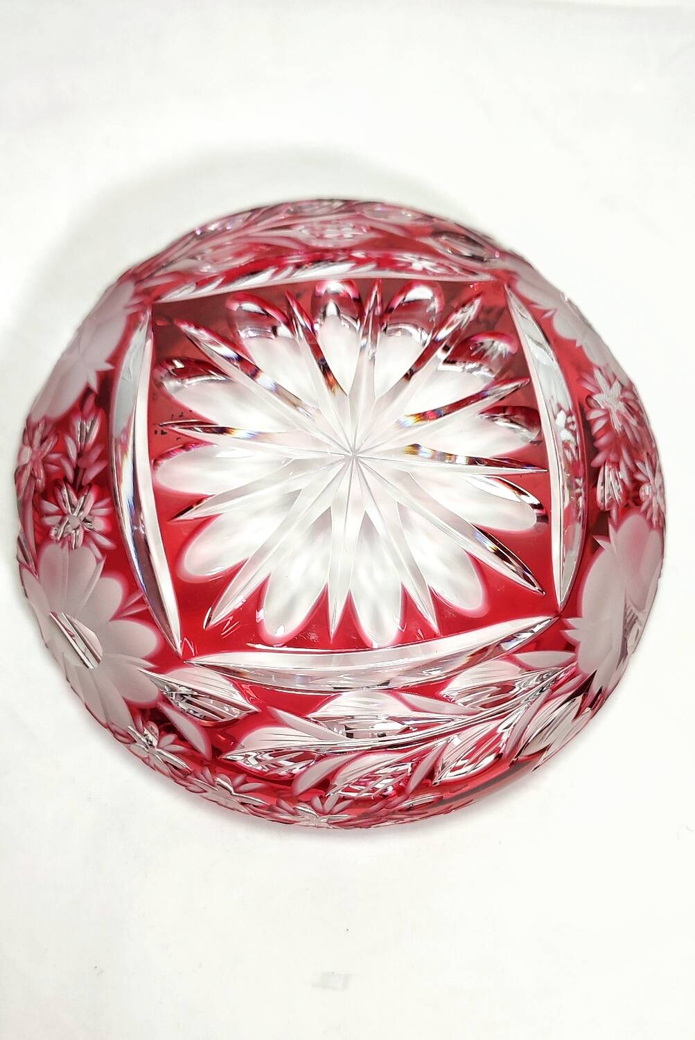 Cenicero de cristal tallado "Schonborner Bleikristal". Alemania, 1970s.