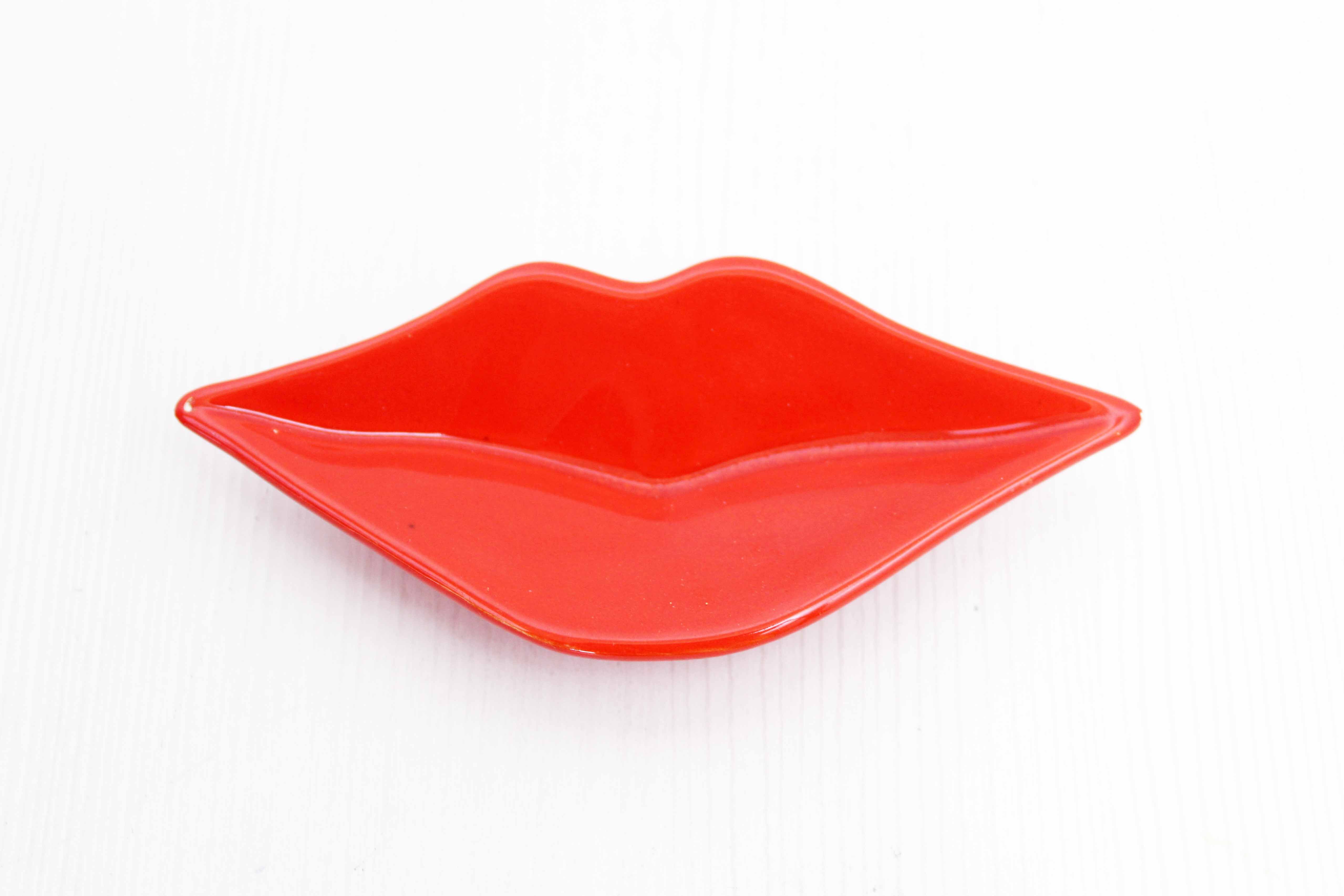 Ashtray lip Japan 80s