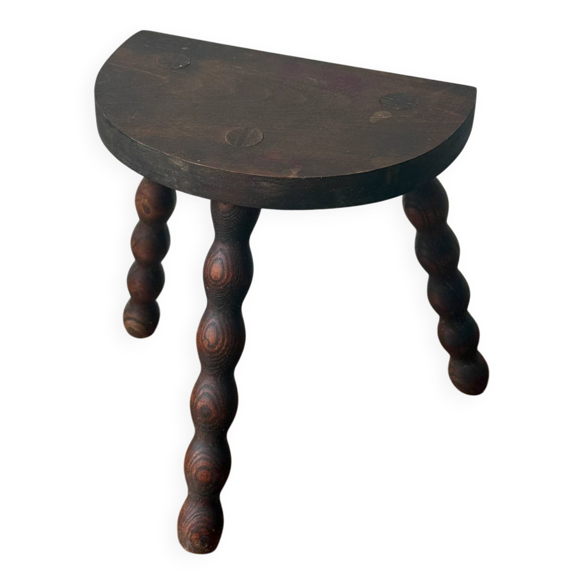 Tabouret tripode en bois tourné