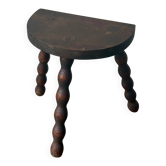 Tabouret tripode en bois tourné
