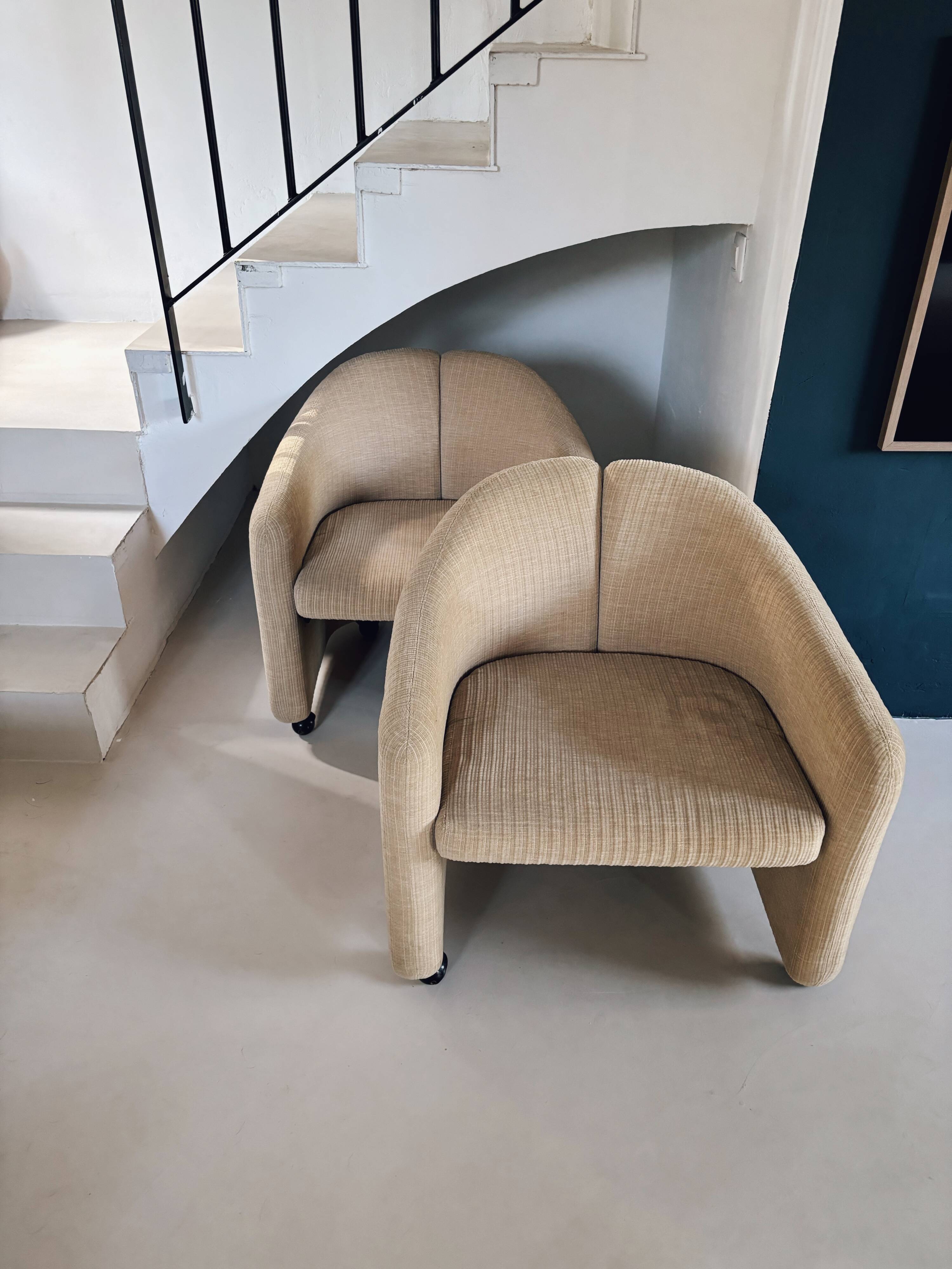 Eugenio Gerli armchairs
