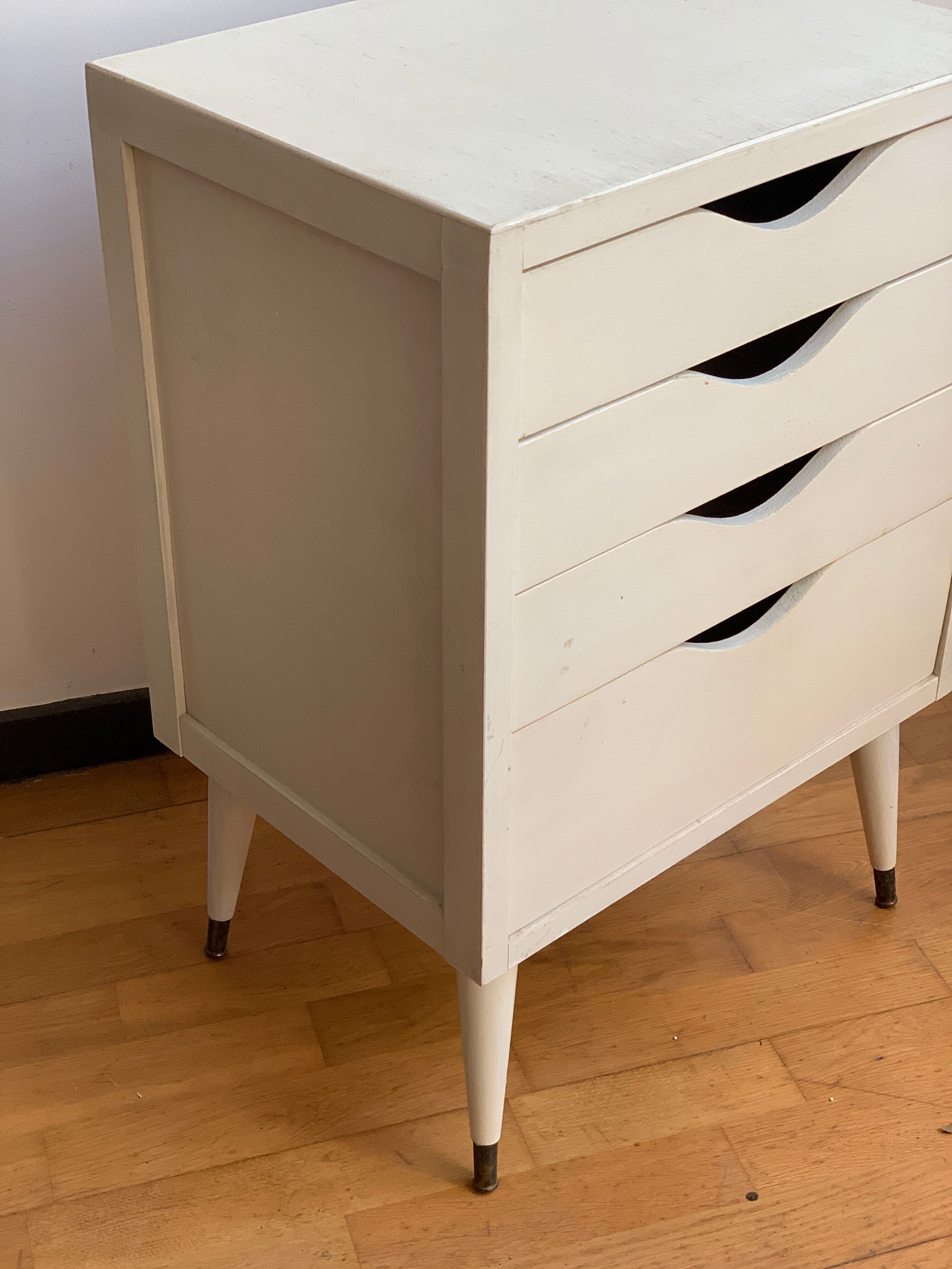 Vintage chest of drawers