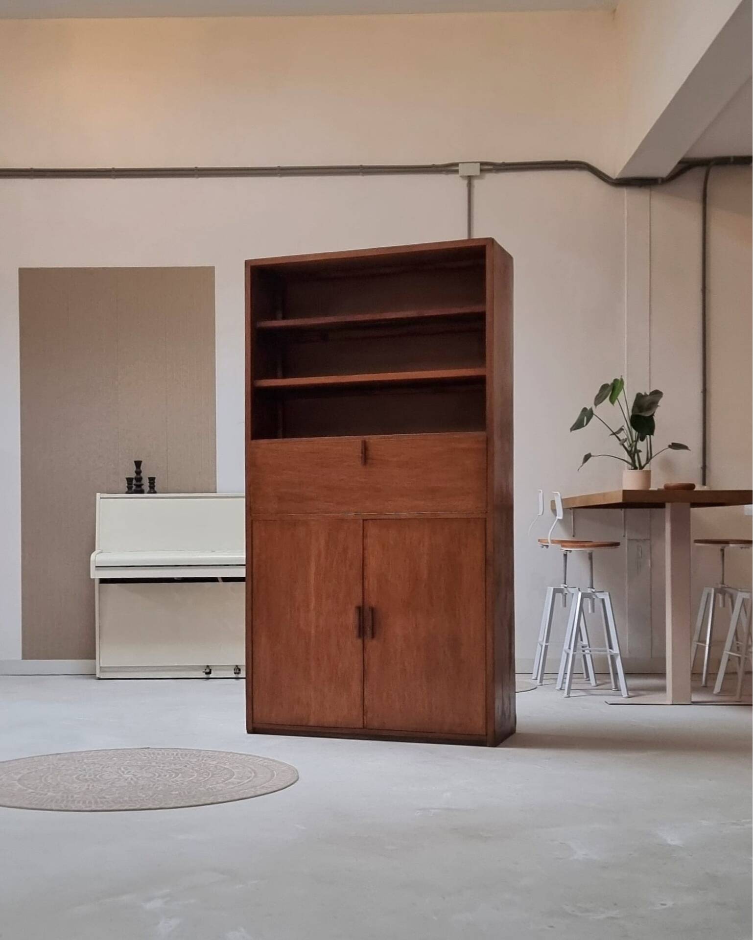 Mid-century highboard