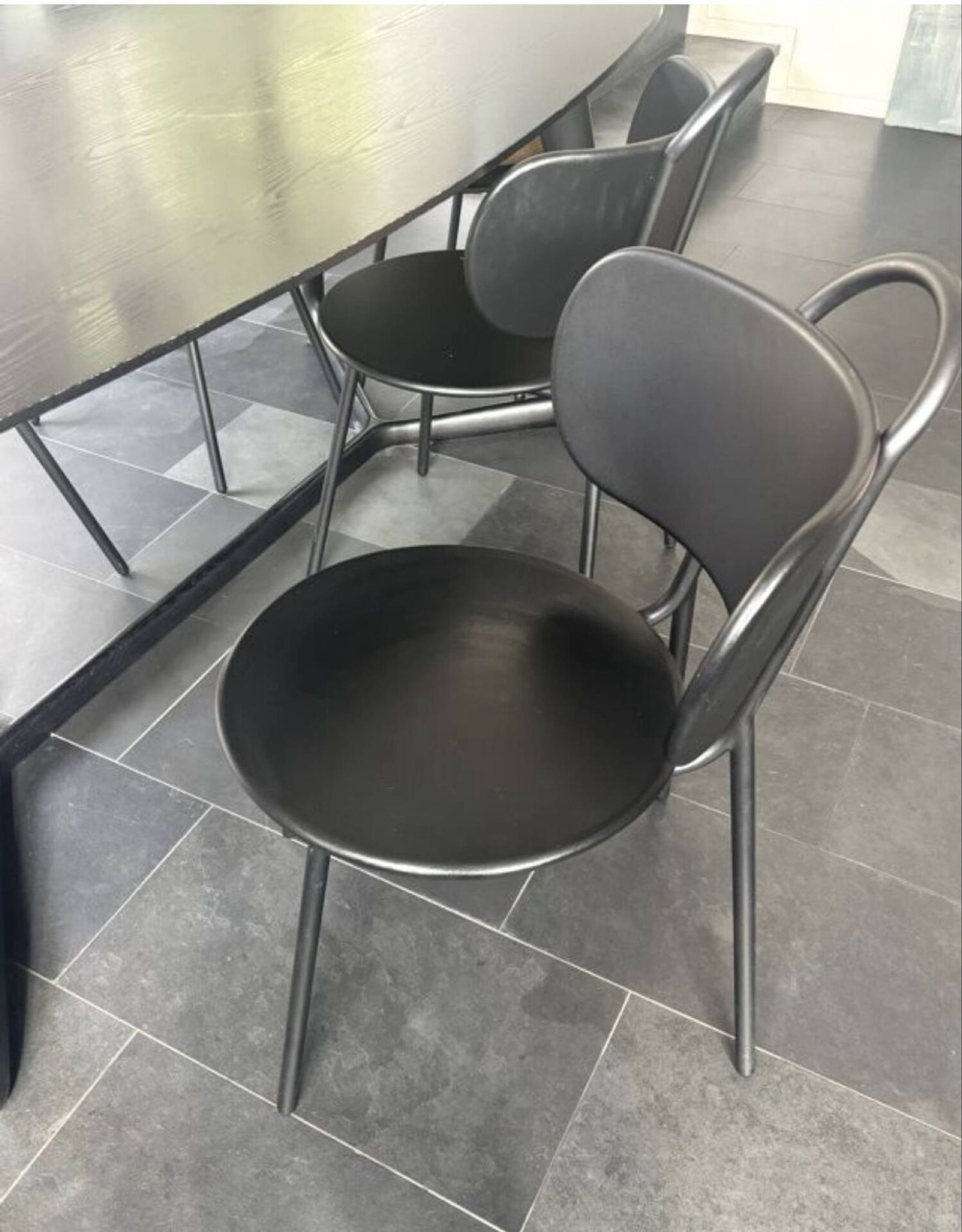 Lot 6 chaises Bibelo Swim par Margaux Keller