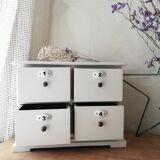 Furniture with numbered drawers