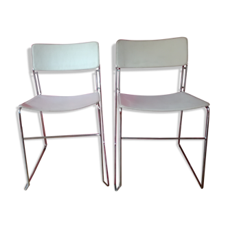 2 chaises design en cuir