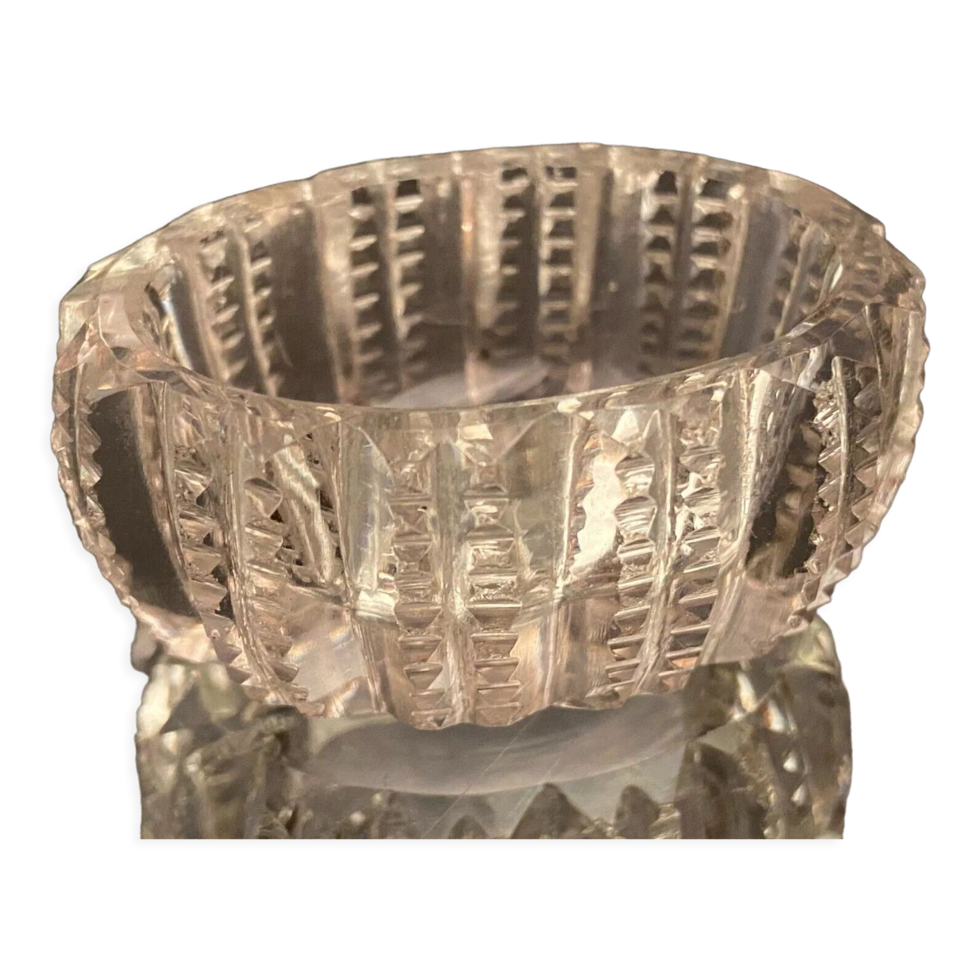 Oblong crystal salt dish