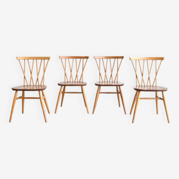 Série de quatre ou huit chaises par Ercol