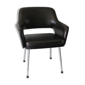 Modernist armrest chair, chrome and skai, Belgium 1960