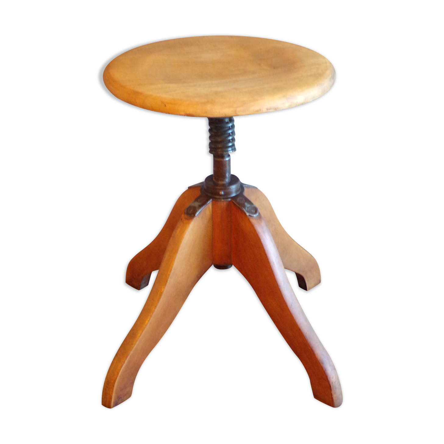 Der Federdreh workshop stool by Albert Stool
