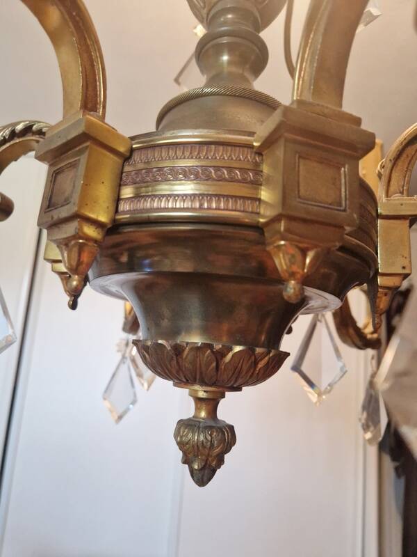 Lucien Gau, bronze worker since 1860 - Bronze chandelier with crystal pendants