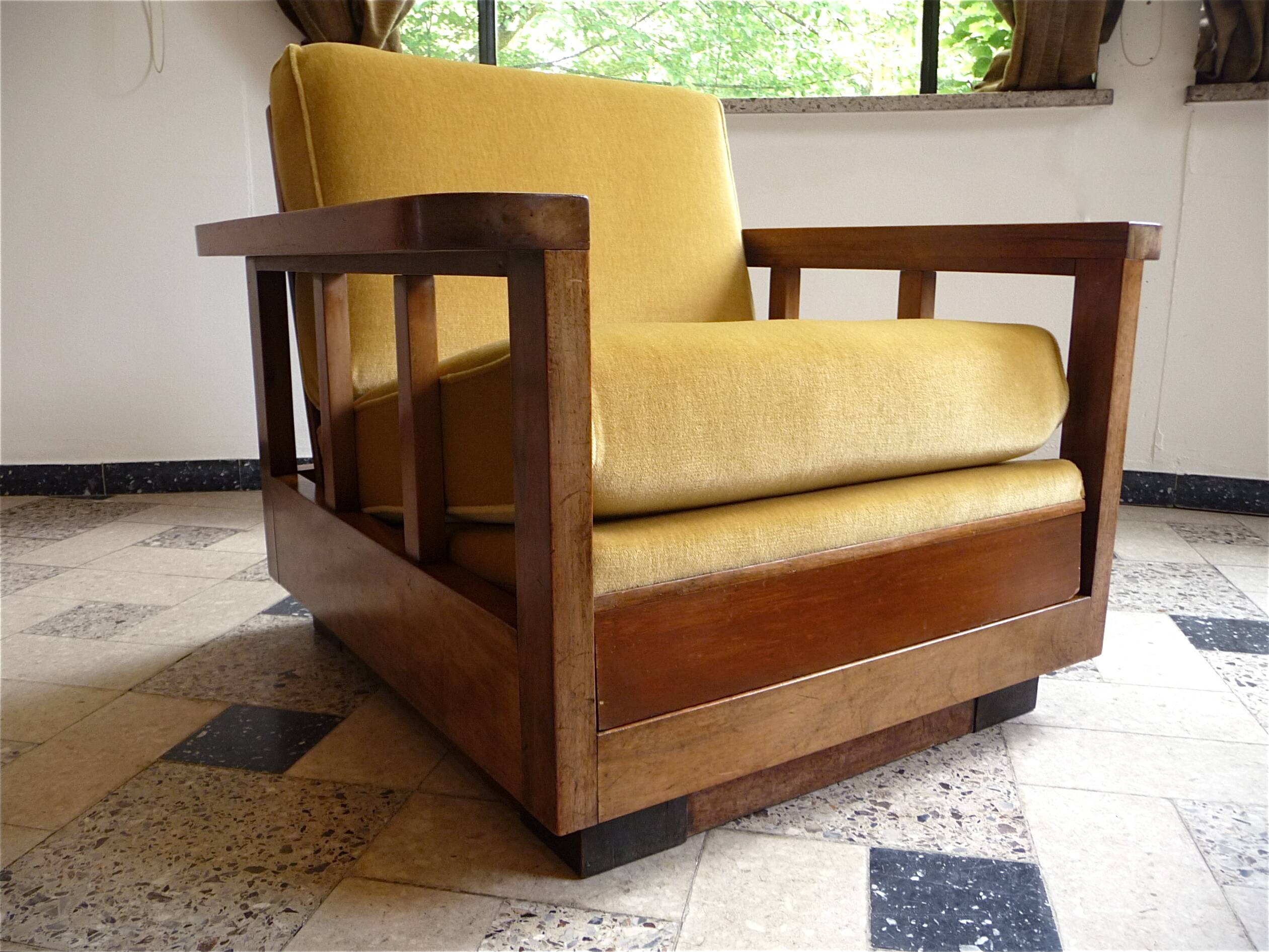 Set of 2 Cubist Art Déco Club Chairs in Wood and Velvet, Germany 1920s
