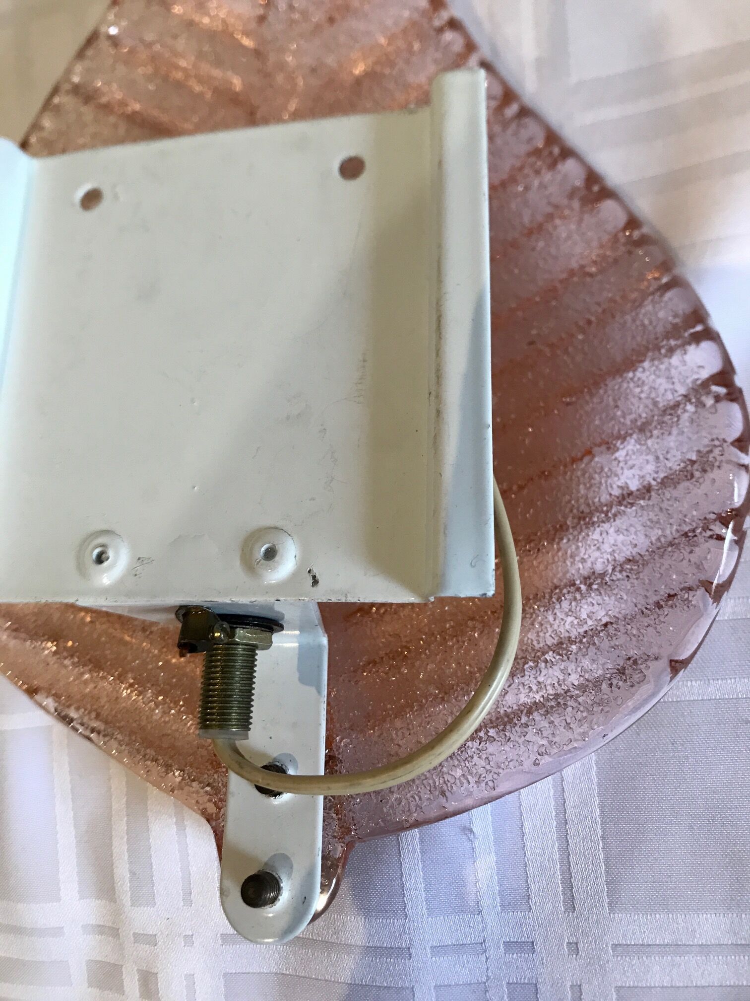 Glass sheet wall lamp