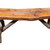 Ancien banc brutaliste