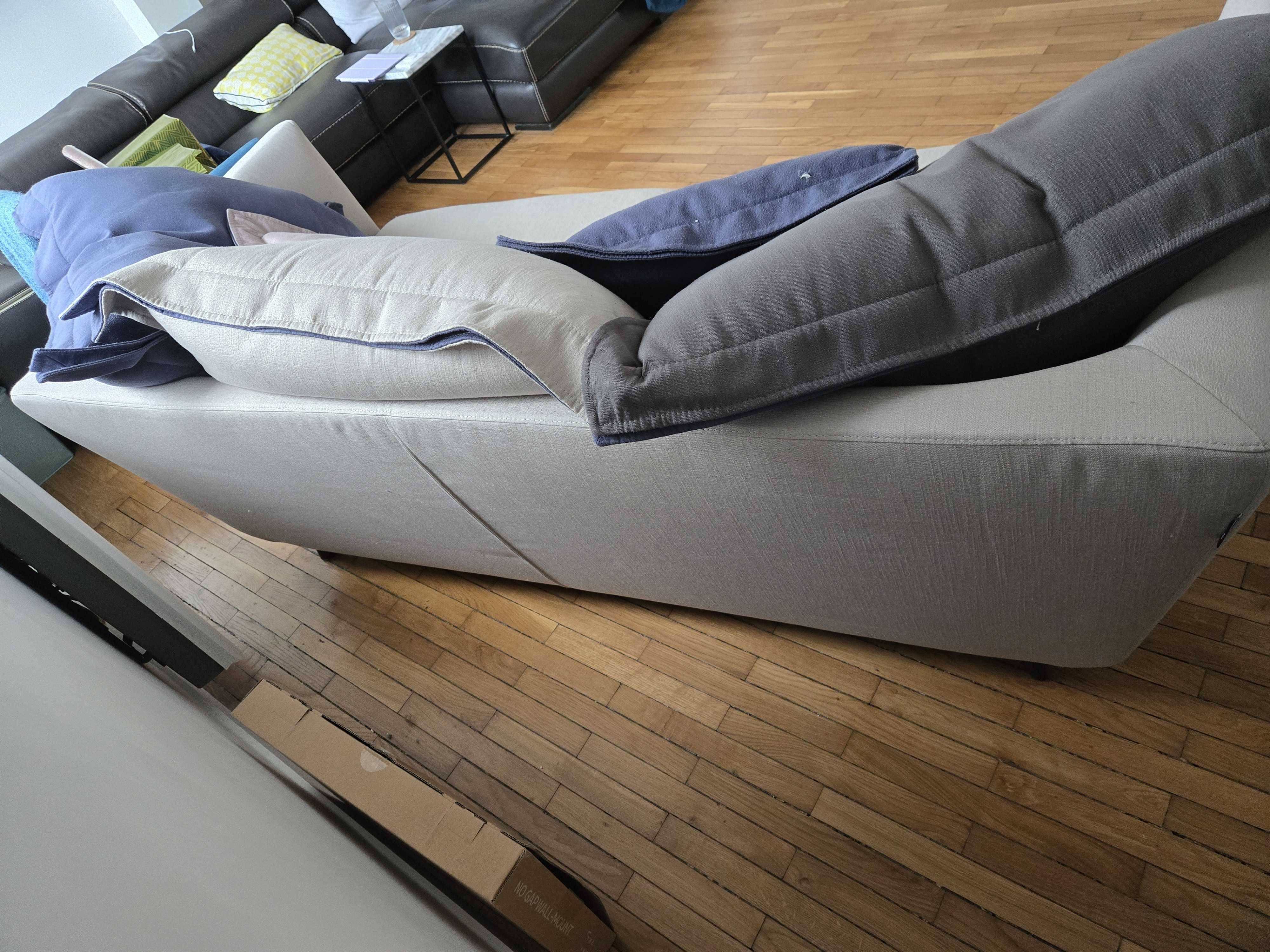 Sofa for 3-4 people Roche-Bobois Accolade