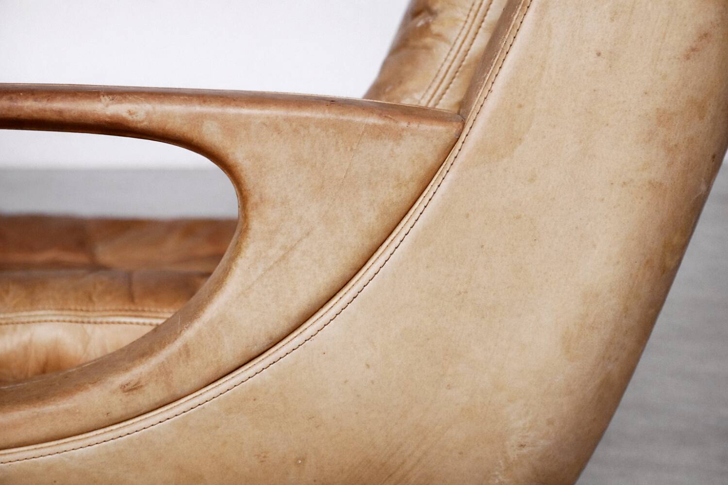 Vintage Mid-Century German Modern Leather Swivel Chairs by Carl Straub